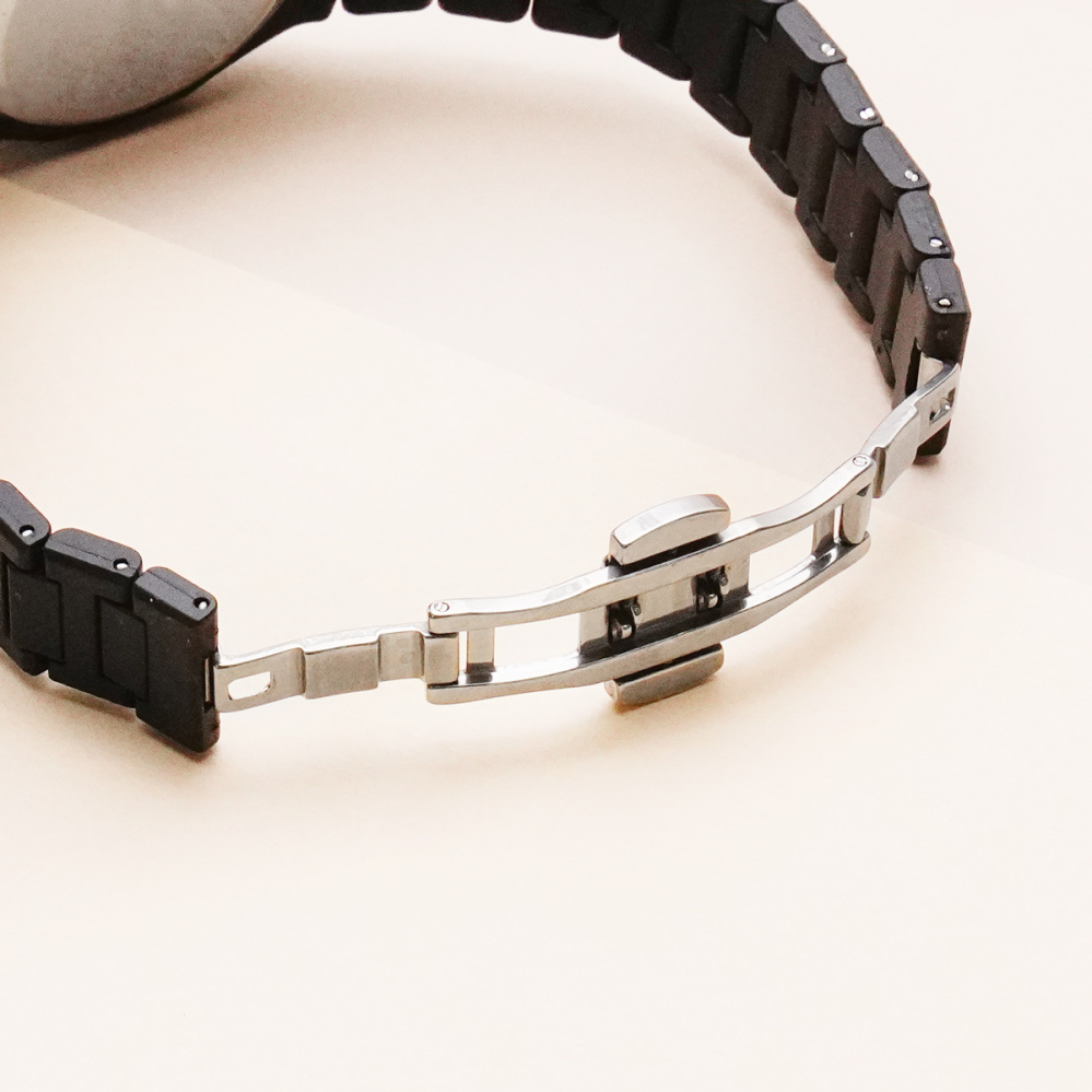 23_1856800842