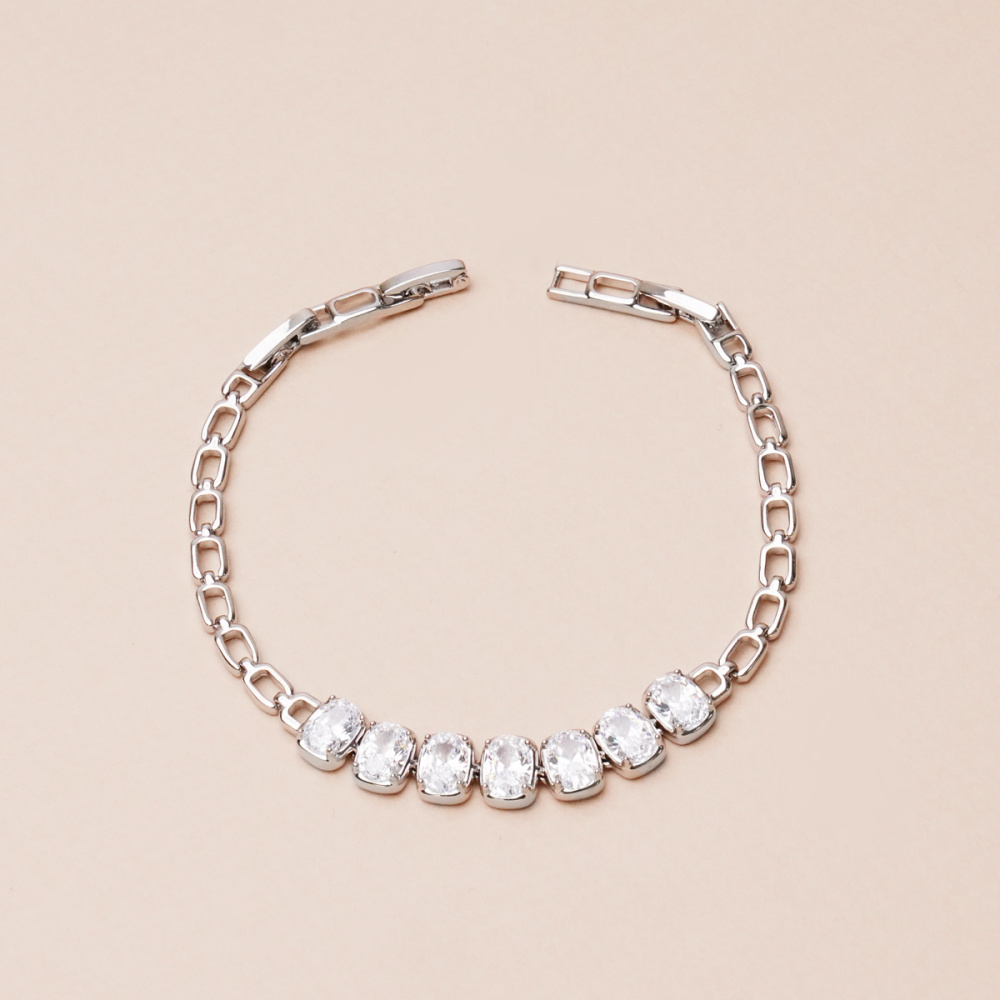 8_443228072